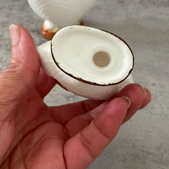 Vintage Shiken Clam Shell Shaped Salt Pepper Shaker 2-pc Set Bone China Japan - Picture 6 of 7